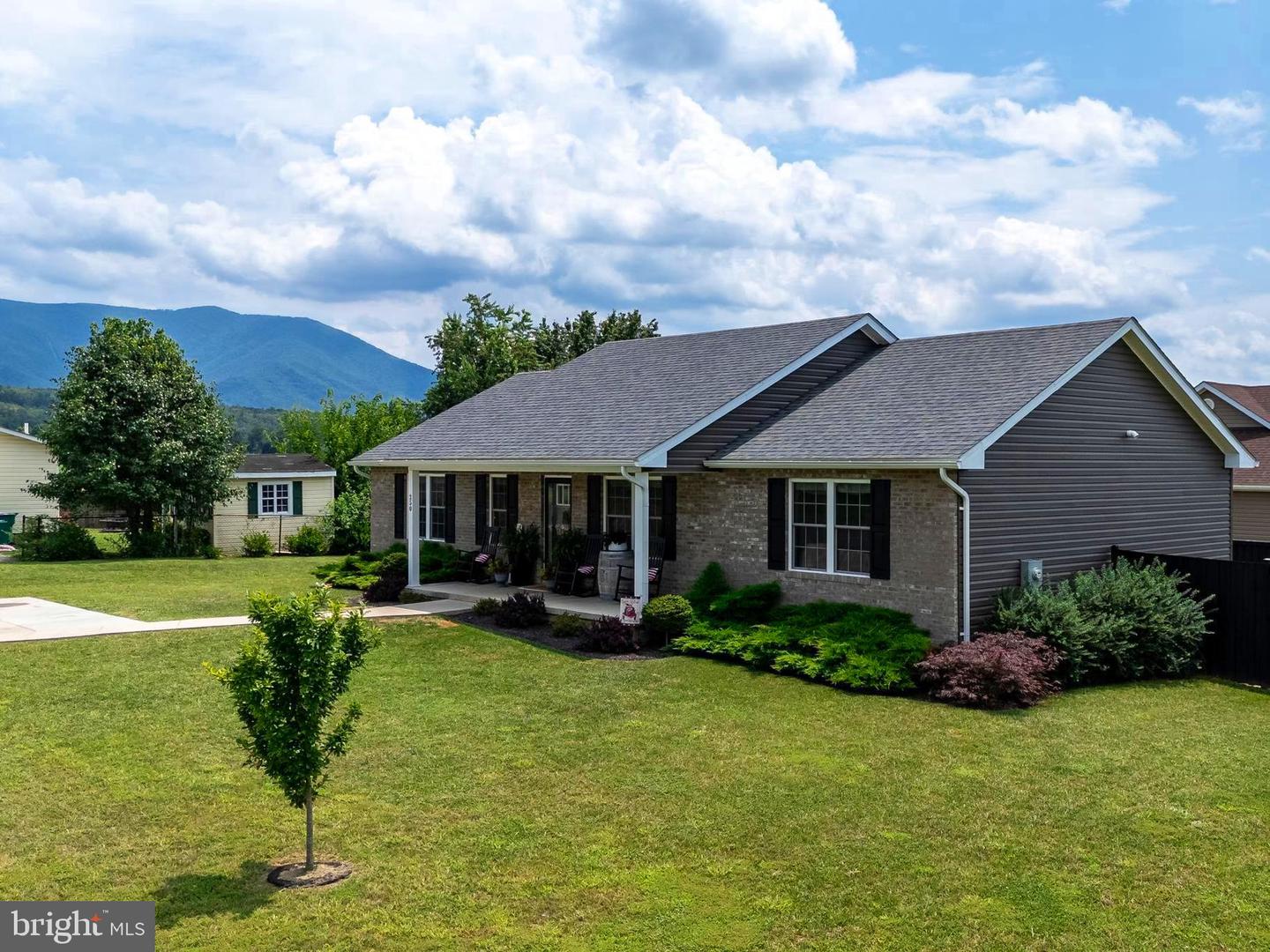 250 FAIRVIEW RD, LURAY, Virginia 22835, 3 Bedrooms Bedrooms, ,2 BathroomsBathrooms,Residential,For sale,250 FAIRVIEW RD,VAPA2005114 MLS # VAPA2005114