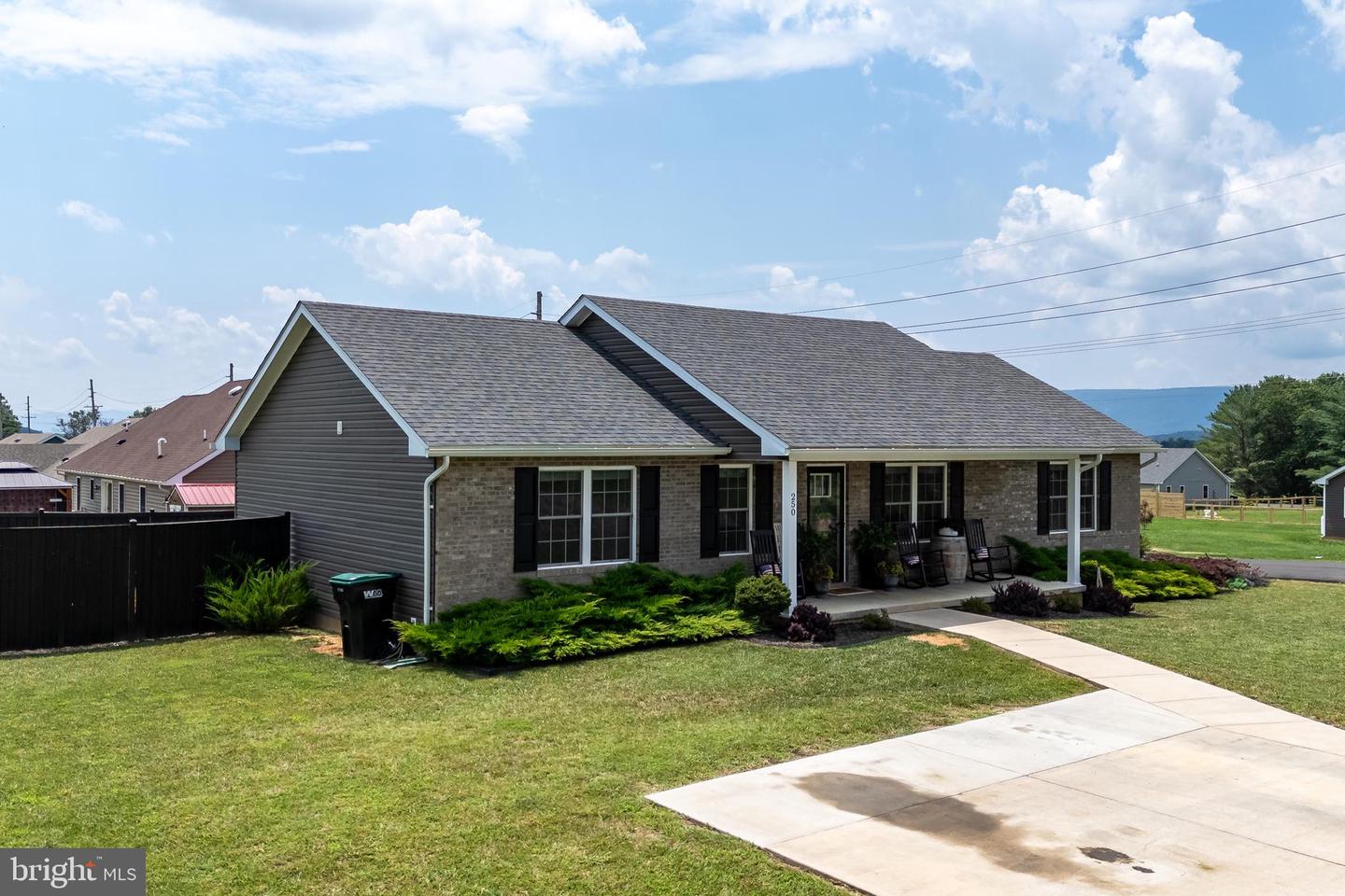 250 FAIRVIEW RD, LURAY, Virginia 22835, 3 Bedrooms Bedrooms, ,2 BathroomsBathrooms,Residential,For sale,250 FAIRVIEW RD,VAPA2005114 MLS # VAPA2005114