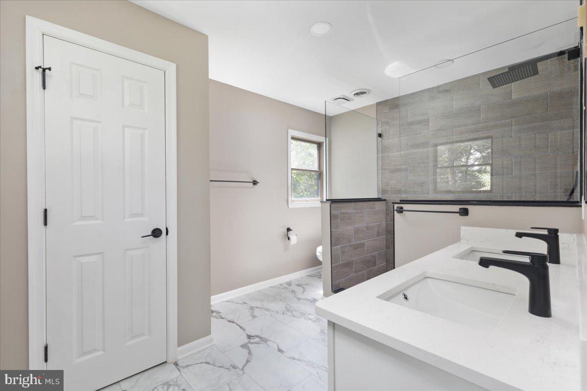 756 BROOKNEIL DR, WINCHESTER, Virginia 22602, 4 Bedrooms Bedrooms, ,3 BathroomsBathrooms,Residential,For sale,756 BROOKNEIL DR,VAFV2035378 MLS # VAFV2035378
