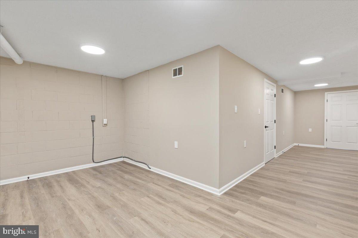 756 BROOKNEIL DR, WINCHESTER, Virginia 22602, 4 Bedrooms Bedrooms, ,3 BathroomsBathrooms,Residential,For sale,756 BROOKNEIL DR,VAFV2035378 MLS # VAFV2035378