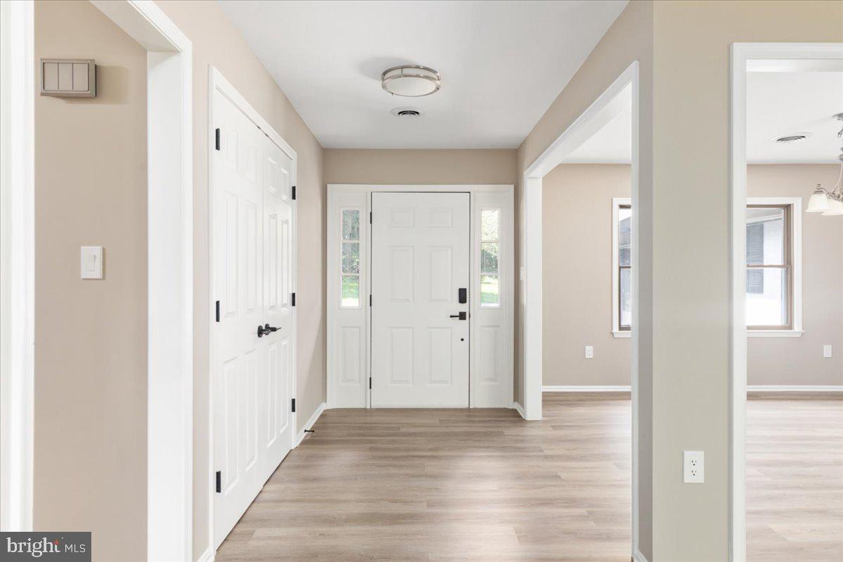 756 BROOKNEIL DR, WINCHESTER, Virginia 22602, 4 Bedrooms Bedrooms, ,3 BathroomsBathrooms,Residential,For sale,756 BROOKNEIL DR,VAFV2035378 MLS # VAFV2035378