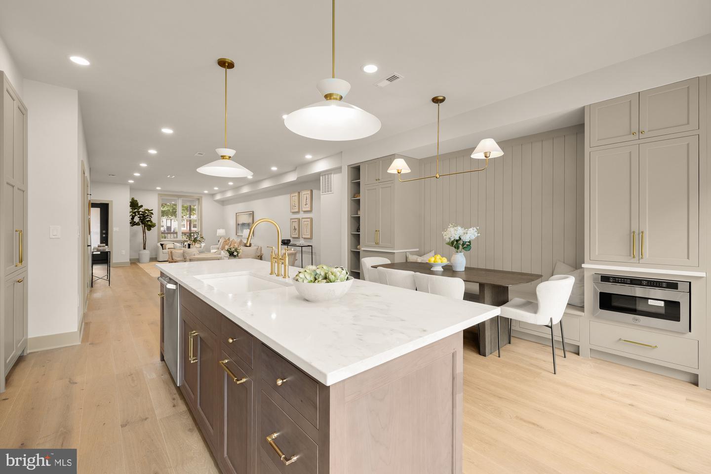 2422 NORTH CAPITOL ST NW, WASHINGTON, District Of Columbia 20002, 5 Bedrooms Bedrooms, ,3 BathroomsBathrooms,Residential,For sale,2422 NORTH CAPITOL ST NW,DCDC2209900 MLS # DCDC2209900