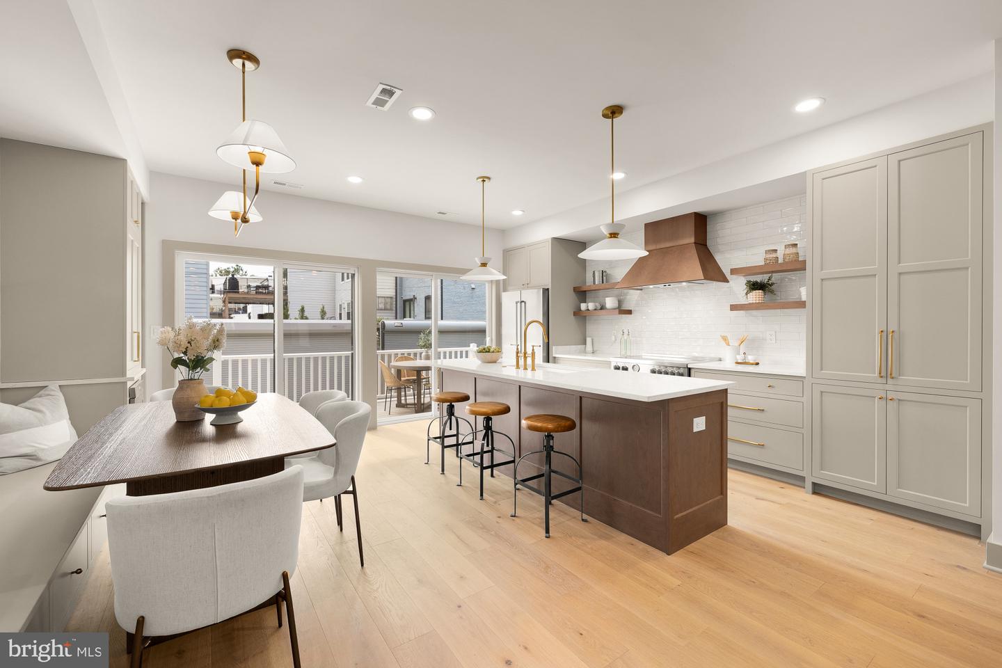 2422 NORTH CAPITOL ST NW, WASHINGTON, District Of Columbia 20002, 5 Bedrooms Bedrooms, ,3 BathroomsBathrooms,Residential,For sale,2422 NORTH CAPITOL ST NW,DCDC2209900 MLS # DCDC2209900
