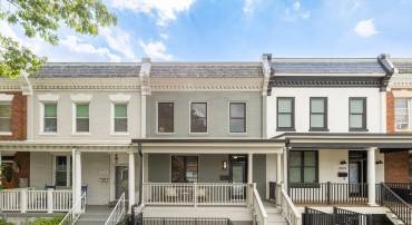 2422 NORTH CAPITOL ST NW, WASHINGTON, District Of Columbia 20002, 5 Bedrooms Bedrooms, ,3 BathroomsBathrooms,Residential,For sale,2422 NORTH CAPITOL ST NW,DCDC2209900 MLS # DCDC2209900