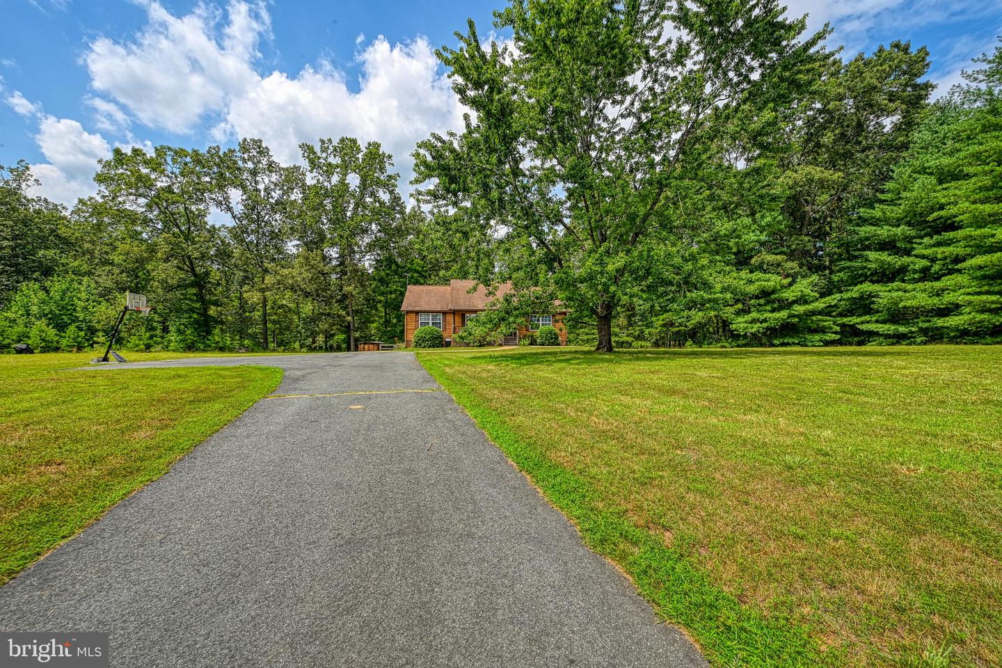 3716 MARTIN KINGS RD, CHARLOTTESVILLE, Virginia 22902, 4 Bedrooms Bedrooms, ,3 BathroomsBathrooms,Residential,For sale,3716 MARTIN KINGS RD,VAAB2001044 MLS # VAAB2001044