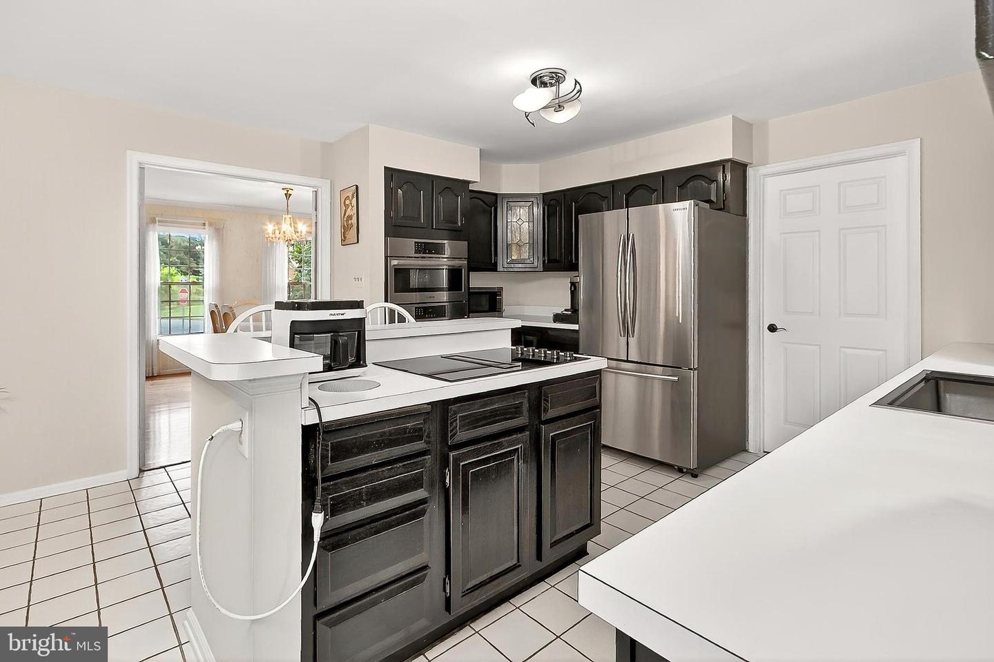 2883 FRANKLIN OAKS DR, OAK HILL, Virginia 20171, 4 Bedrooms Bedrooms, ,3 BathroomsBathrooms,Residential,For sale,2883 FRANKLIN OAKS DR,VAFX2254994 MLS # VAFX2254994