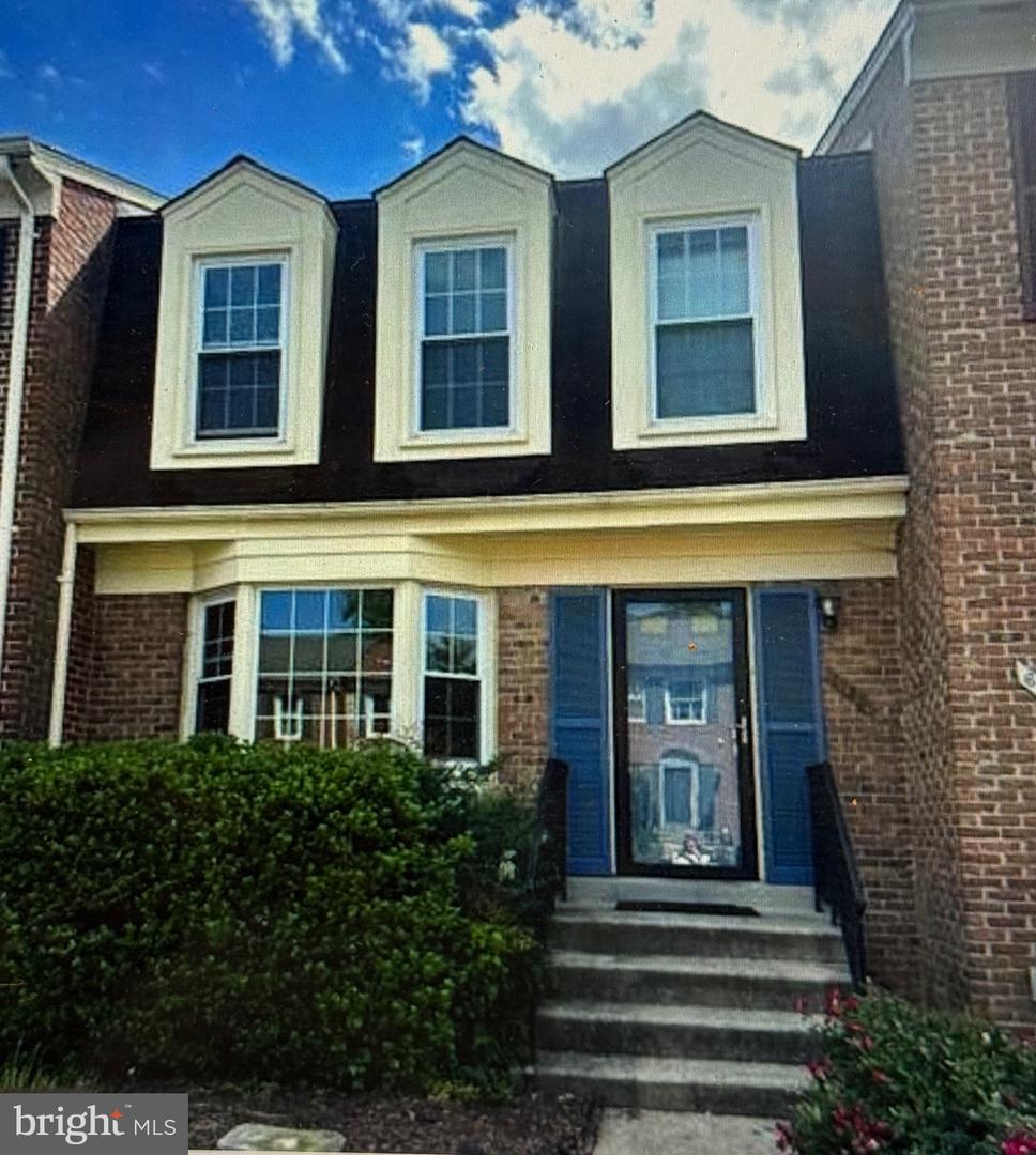 6125 SUMMER PARK LN, ALEXANDRIA, Virginia 22315, 3 Bedrooms Bedrooms, ,3 BathroomsBathrooms,Residential,For sale,6125 SUMMER PARK LN,VAFX2255048 MLS # VAFX2255048