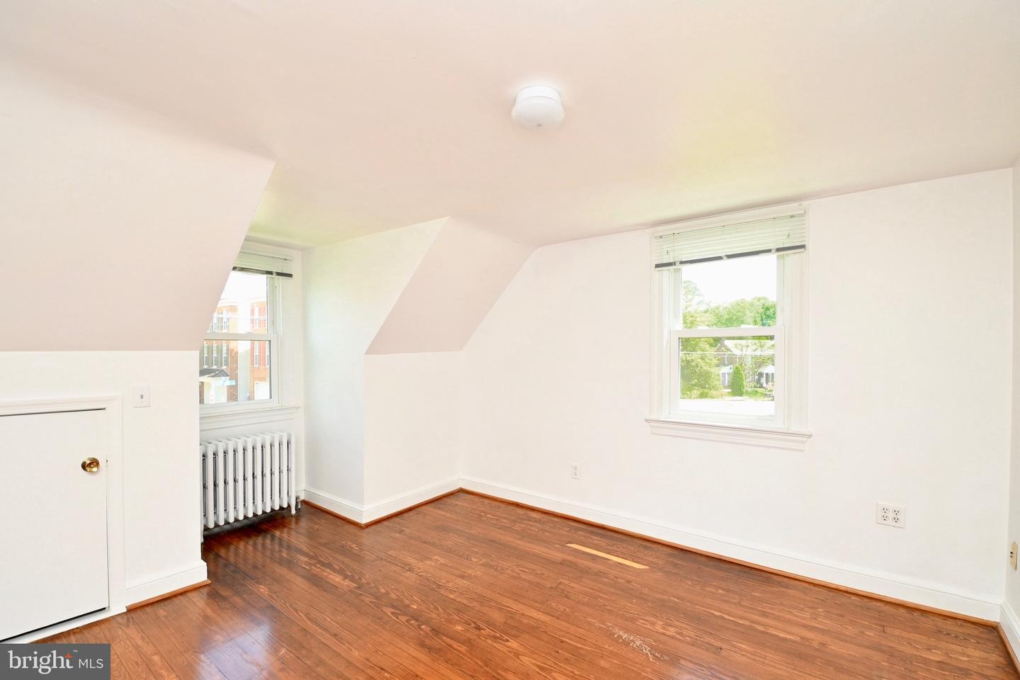 8422 RADFORD AVE, ALEXANDRIA, Virginia 22309, 3 Bedrooms Bedrooms, ,2 BathroomsBathrooms,Residential,For sale,8422 RADFORD AVE,VAFX2254324 MLS # VAFX2254324