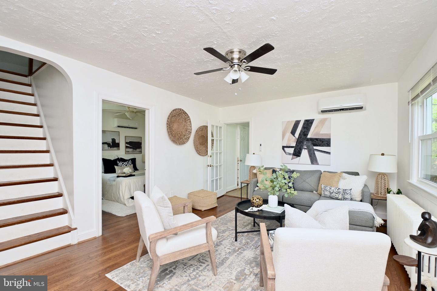 8422 RADFORD AVE, ALEXANDRIA, Virginia 22309, 3 Bedrooms Bedrooms, ,2 BathroomsBathrooms,Residential,For sale,8422 RADFORD AVE,VAFX2254324 MLS # VAFX2254324