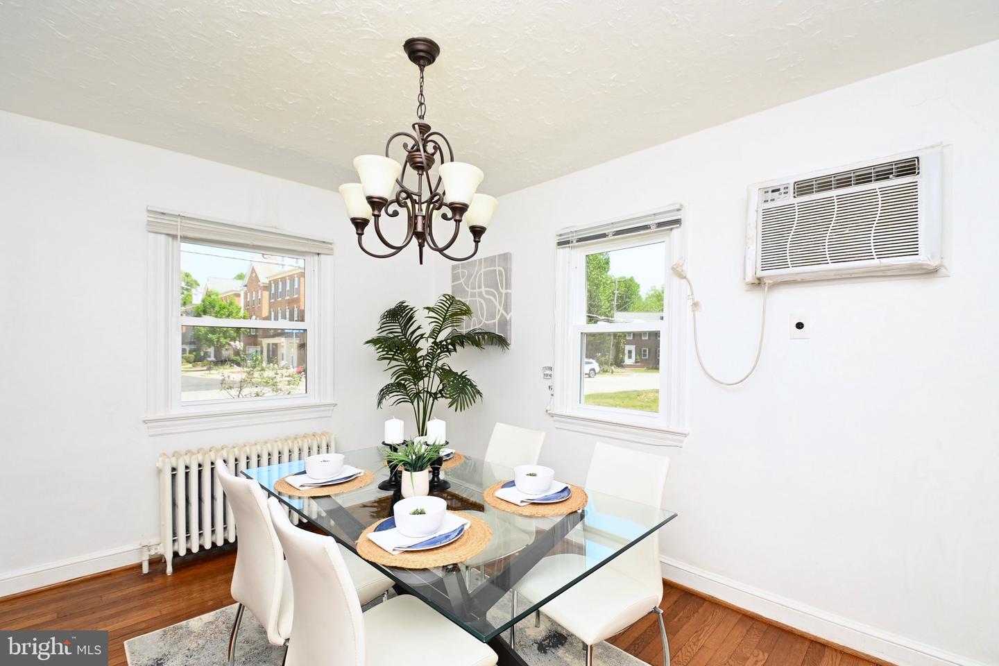8422 RADFORD AVE, ALEXANDRIA, Virginia 22309, 3 Bedrooms Bedrooms, ,2 BathroomsBathrooms,Residential,For sale,8422 RADFORD AVE,VAFX2254324 MLS # VAFX2254324