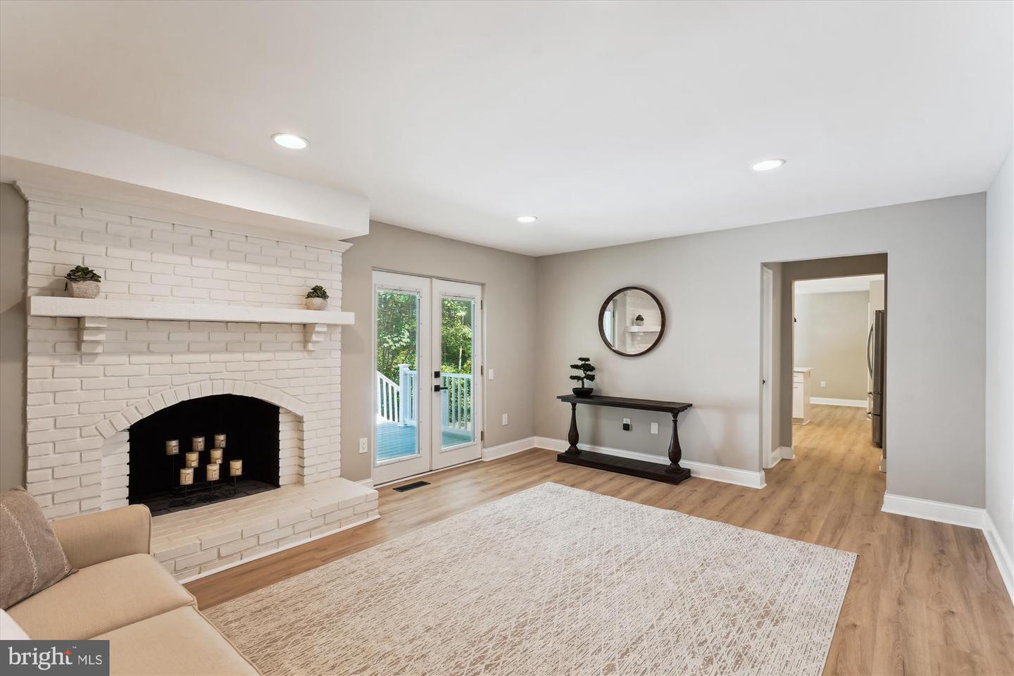 5816 OAK LEATHER DR, BURKE, Virginia 22015, 4 Bedrooms Bedrooms, ,2 BathroomsBathrooms,Residential,For sale,5816 OAK LEATHER DR,VAFX2254456 MLS # VAFX2254456