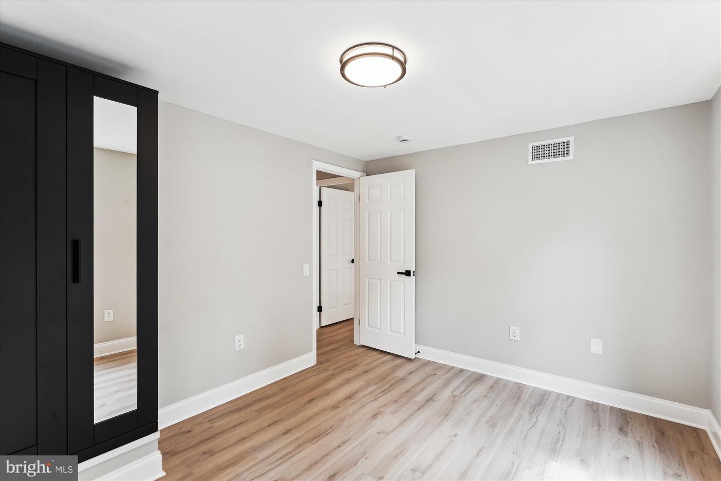 5816 OAK LEATHER DR, BURKE, Virginia 22015, 4 Bedrooms Bedrooms, ,2 BathroomsBathrooms,Residential,For sale,5816 OAK LEATHER DR,VAFX2254456 MLS # VAFX2254456