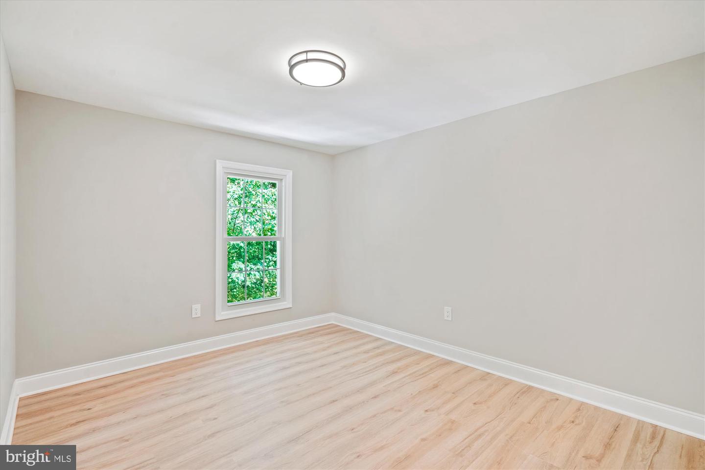 5816 OAK LEATHER DR, BURKE, Virginia 22015, 4 Bedrooms Bedrooms, ,2 BathroomsBathrooms,Residential,For sale,5816 OAK LEATHER DR,VAFX2254456 MLS # VAFX2254456