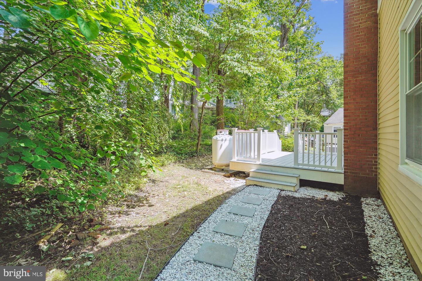 5816 OAK LEATHER DR, BURKE, Virginia 22015, 4 Bedrooms Bedrooms, ,2 BathroomsBathrooms,Residential,For sale,5816 OAK LEATHER DR,VAFX2254456 MLS # VAFX2254456