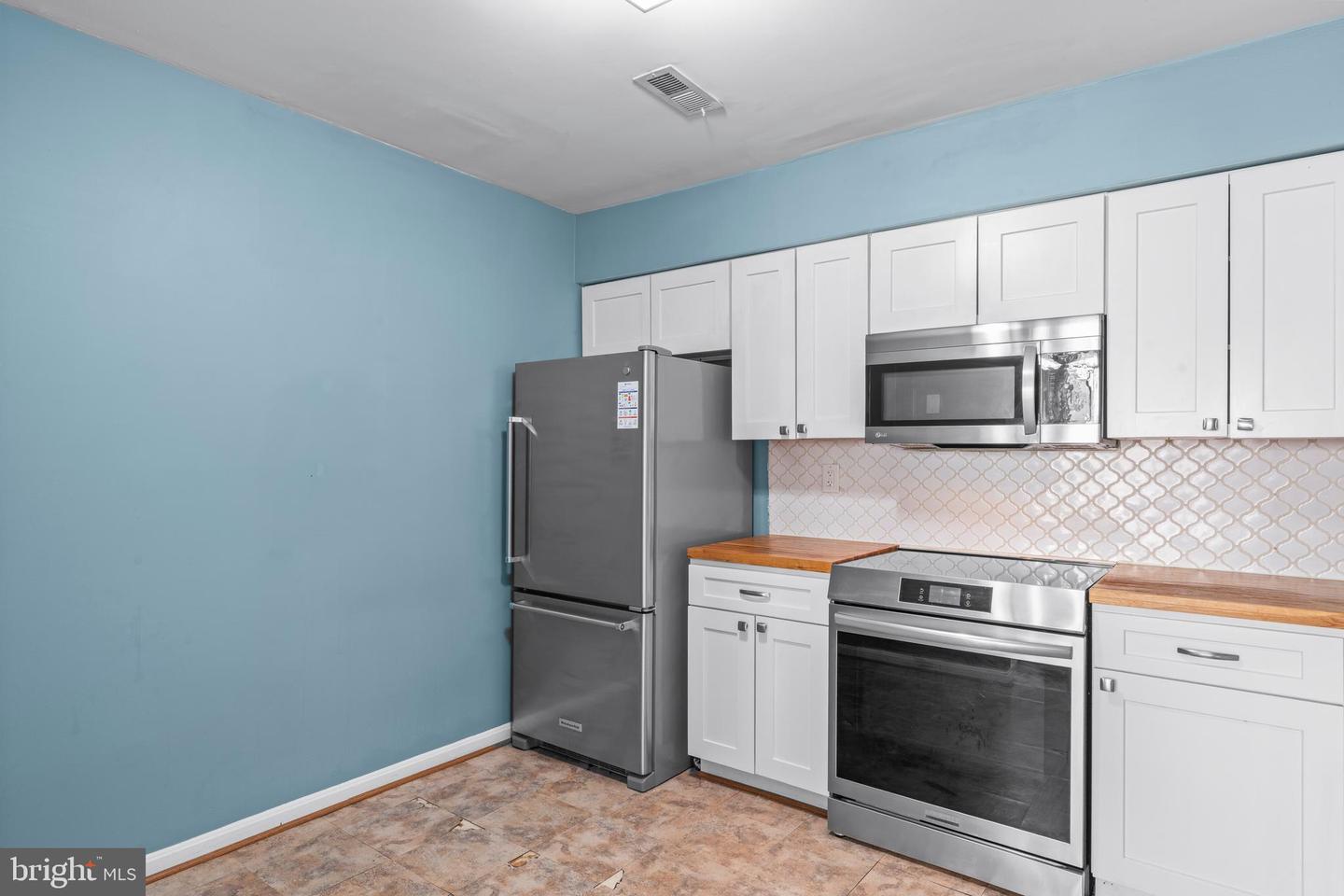 10479 DYLAN PL, MANASSAS, Virginia 20109, 3 Bedrooms Bedrooms, ,2 BathroomsBathrooms,Residential,For sale,10479 DYLAN PL,VAPW2098900 MLS # VAPW2098900