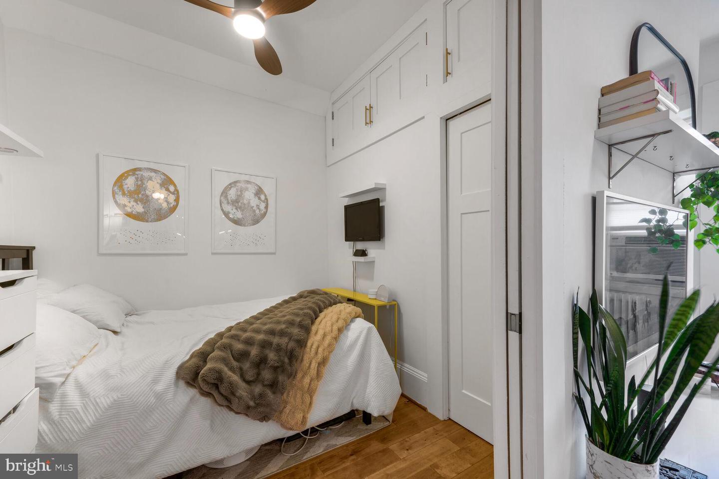 1514 17TH ST NW #111, WASHINGTON, District Of Columbia 20036, 1 Bedroom Bedrooms, ,1 BathroomBathrooms,Residential,For sale,1514 17TH ST NW #111,DCDC2209766 MLS # DCDC2209766