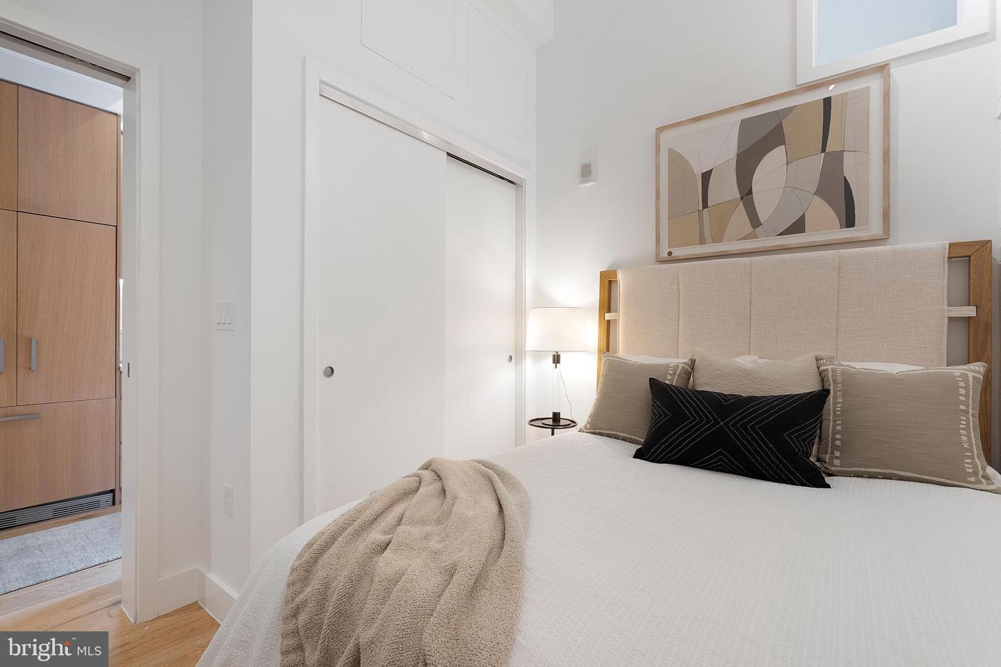 1324 E ST SE #104, WASHINGTON, District Of Columbia 20003, 1 Bedroom Bedrooms, ,1 BathroomBathrooms,Residential,For sale,1324 E ST SE #104,DCDC2209858 MLS # DCDC2209858