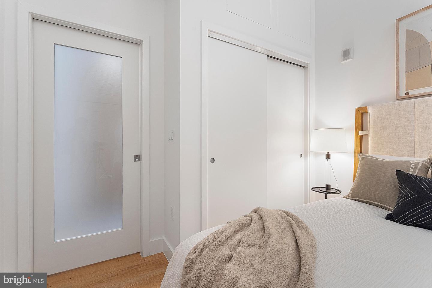 1324 E ST SE #104, WASHINGTON, District Of Columbia 20003, 1 Bedroom Bedrooms, ,1 BathroomBathrooms,Residential,For sale,1324 E ST SE #104,DCDC2209858 MLS # DCDC2209858