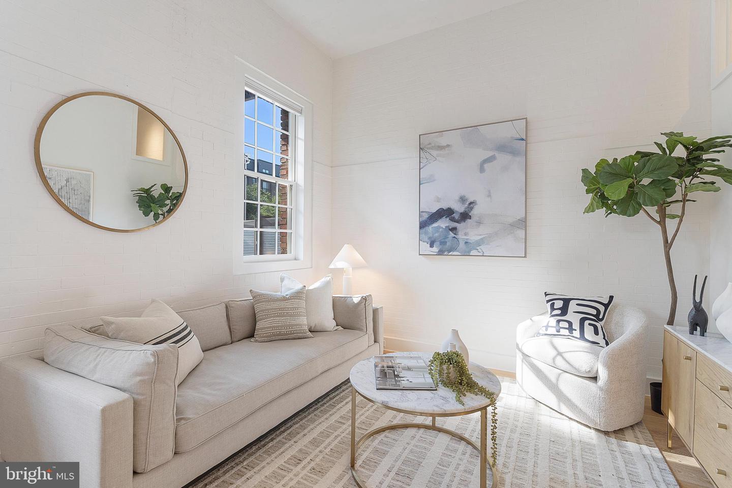 1324 E ST SE #104, WASHINGTON, District Of Columbia 20003, 1 Bedroom Bedrooms, ,1 BathroomBathrooms,Residential,For sale,1324 E ST SE #104,DCDC2209858 MLS # DCDC2209858