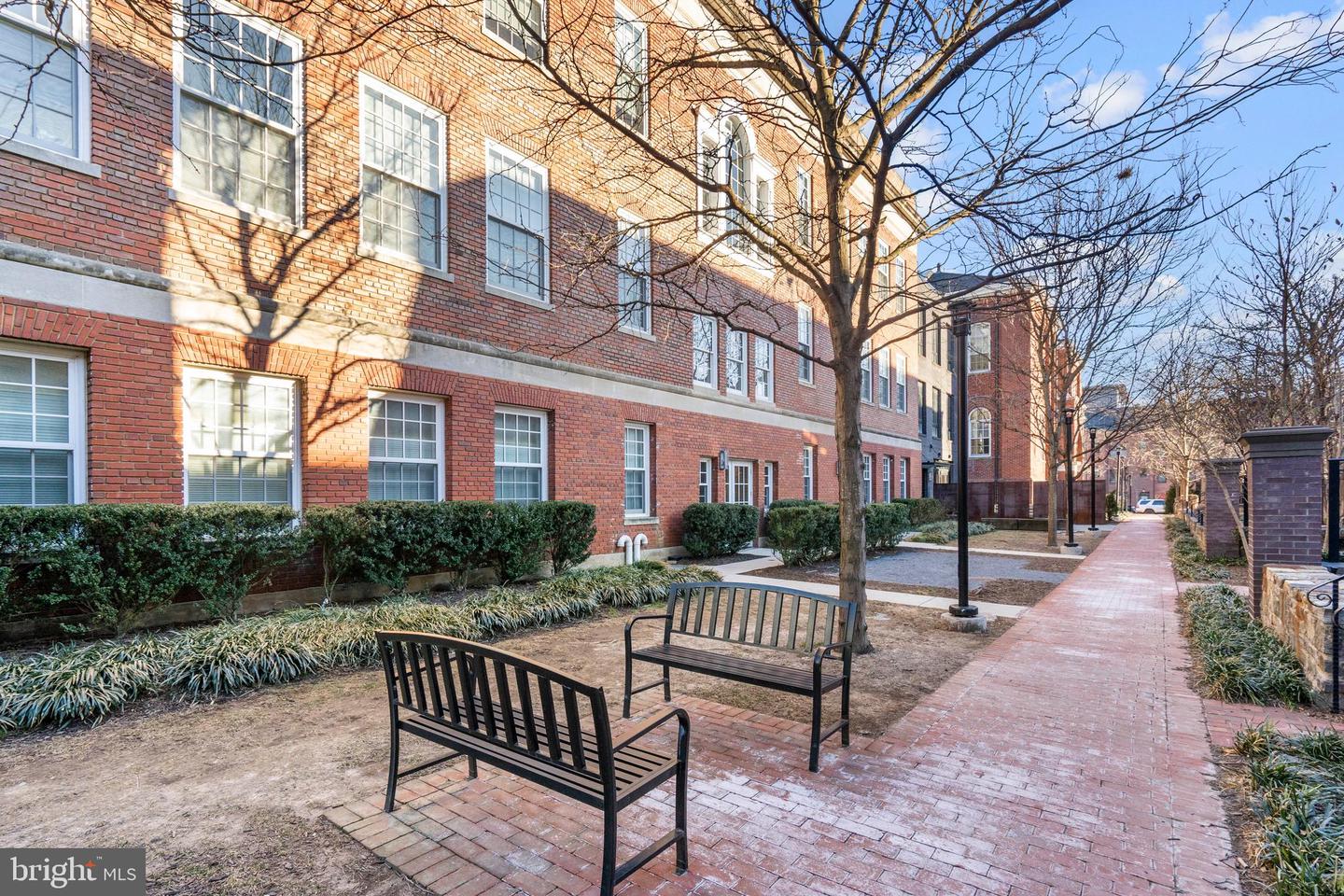 1324 E ST SE #104, WASHINGTON, District Of Columbia 20003, 1 Bedroom Bedrooms, ,1 BathroomBathrooms,Residential,For sale,1324 E ST SE #104,DCDC2209858 MLS # DCDC2209858