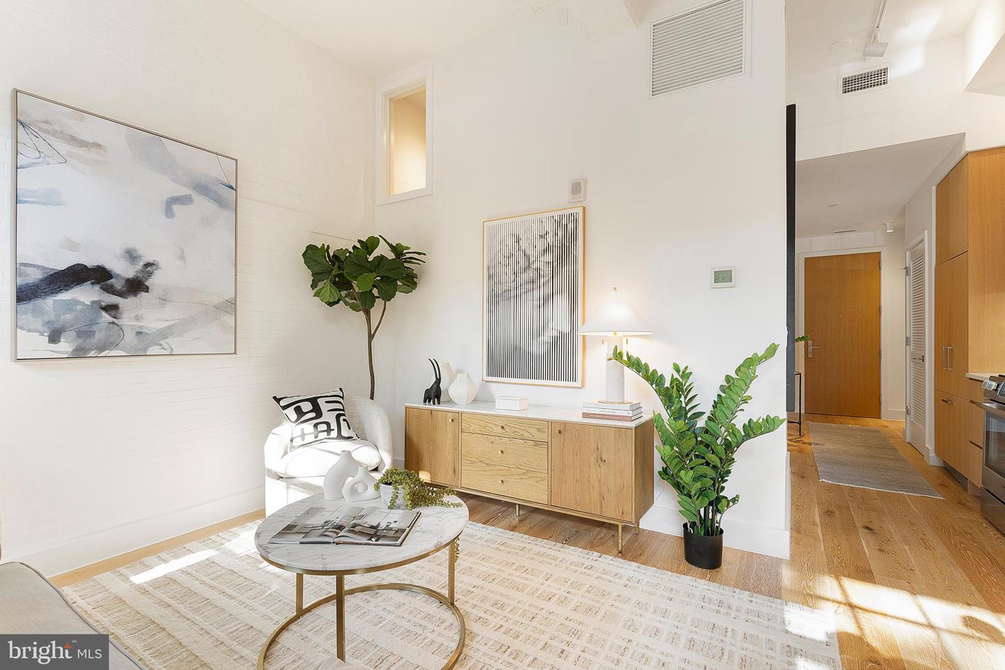 1324 E ST SE #104, WASHINGTON, District Of Columbia 20003, 1 Bedroom Bedrooms, ,1 BathroomBathrooms,Residential,For sale,1324 E ST SE #104,DCDC2209858 MLS # DCDC2209858