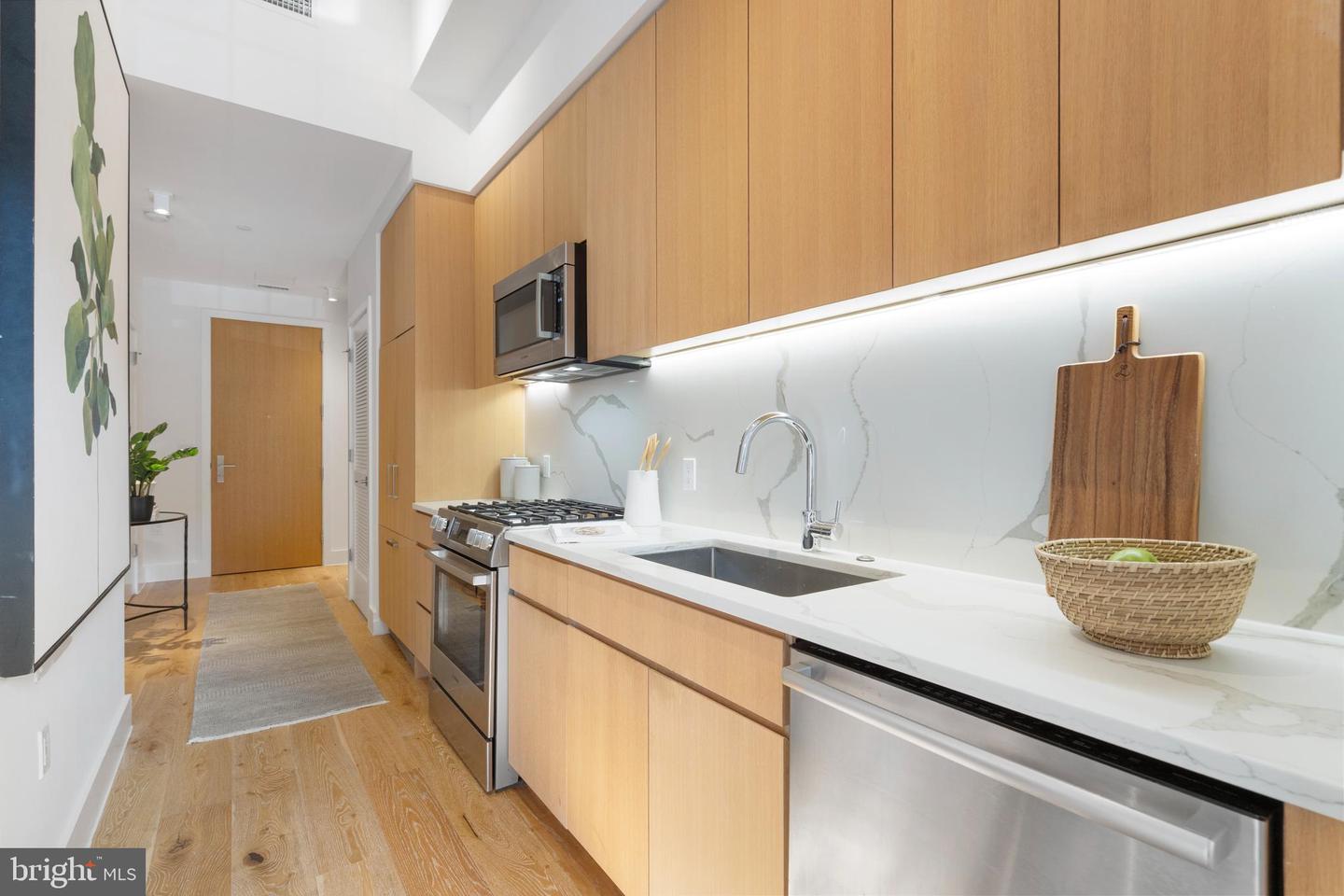 1324 E ST SE #104, WASHINGTON, District Of Columbia 20003, 1 Bedroom Bedrooms, ,1 BathroomBathrooms,Residential,For sale,1324 E ST SE #104,DCDC2209858 MLS # DCDC2209858