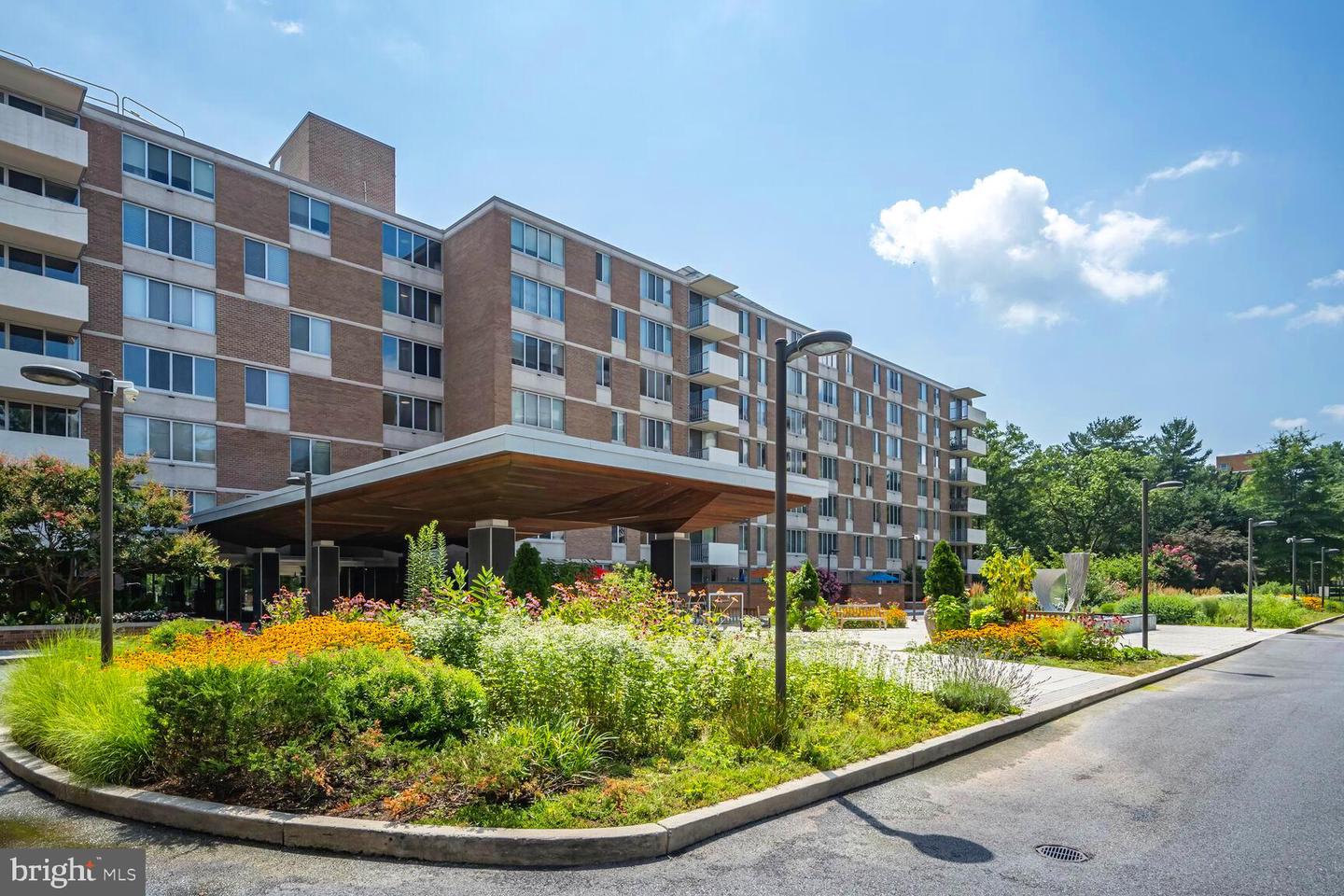 2939 VAN NESS ST NW #405, WASHINGTON, District Of Columbia 20008, 1 Bedroom Bedrooms, ,1 BathroomBathrooms,Residential,For sale,2939 VAN NESS ST NW #405,DCDC2209868 MLS # DCDC2209868