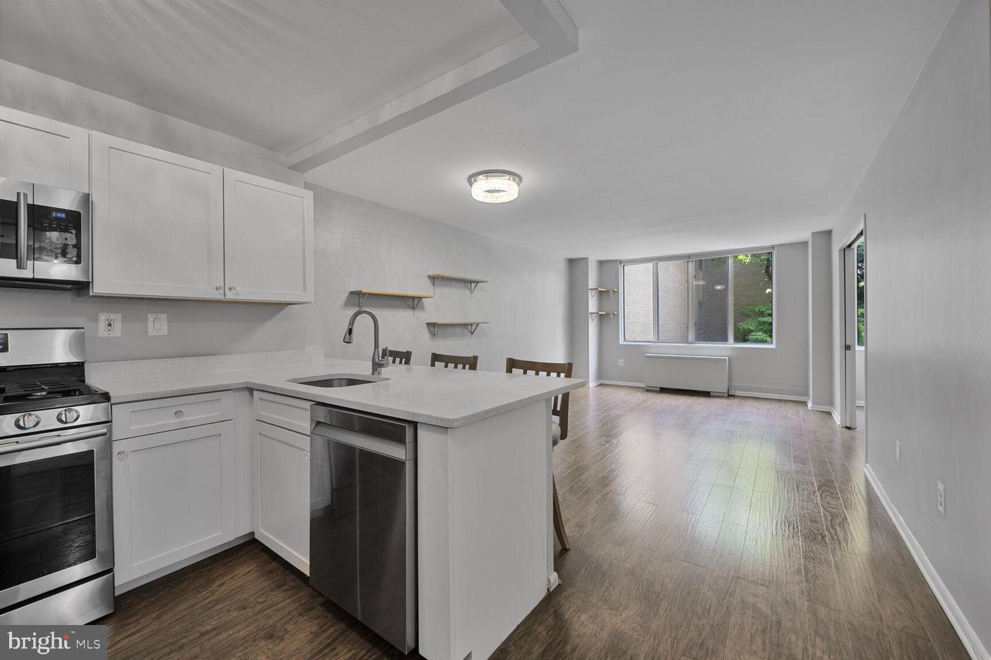 2939 VAN NESS ST NW #405, WASHINGTON, District Of Columbia 20008, 1 Bedroom Bedrooms, ,1 BathroomBathrooms,Residential,For sale,2939 VAN NESS ST NW #405,DCDC2209868 MLS # DCDC2209868
