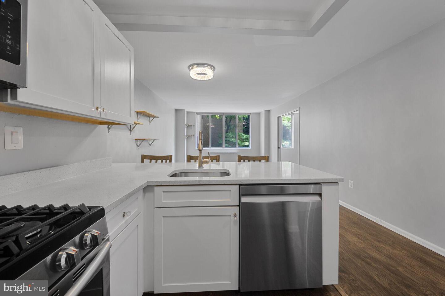 2939 VAN NESS ST NW #405, WASHINGTON, District Of Columbia 20008, 1 Bedroom Bedrooms, ,1 BathroomBathrooms,Residential,For sale,2939 VAN NESS ST NW #405,DCDC2209868 MLS # DCDC2209868