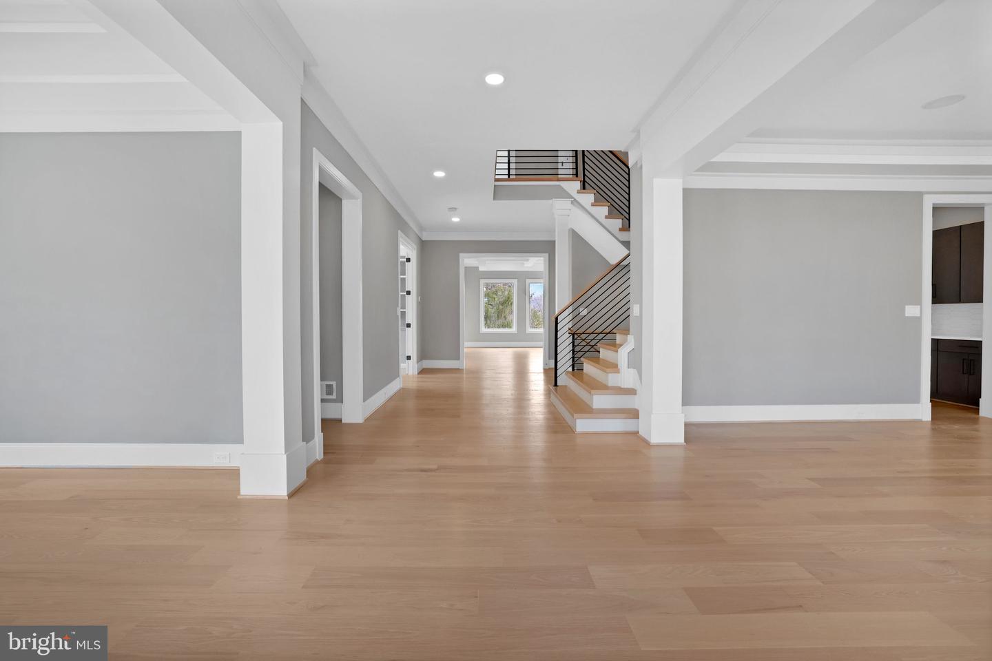 6226 KELLOGG DR, MCLEAN, Virginia 22101, 6 Bedrooms Bedrooms, ,5 BathroomsBathrooms,Residential,For sale,6226 KELLOGG DR,VAFX2254972 MLS # VAFX2254972
