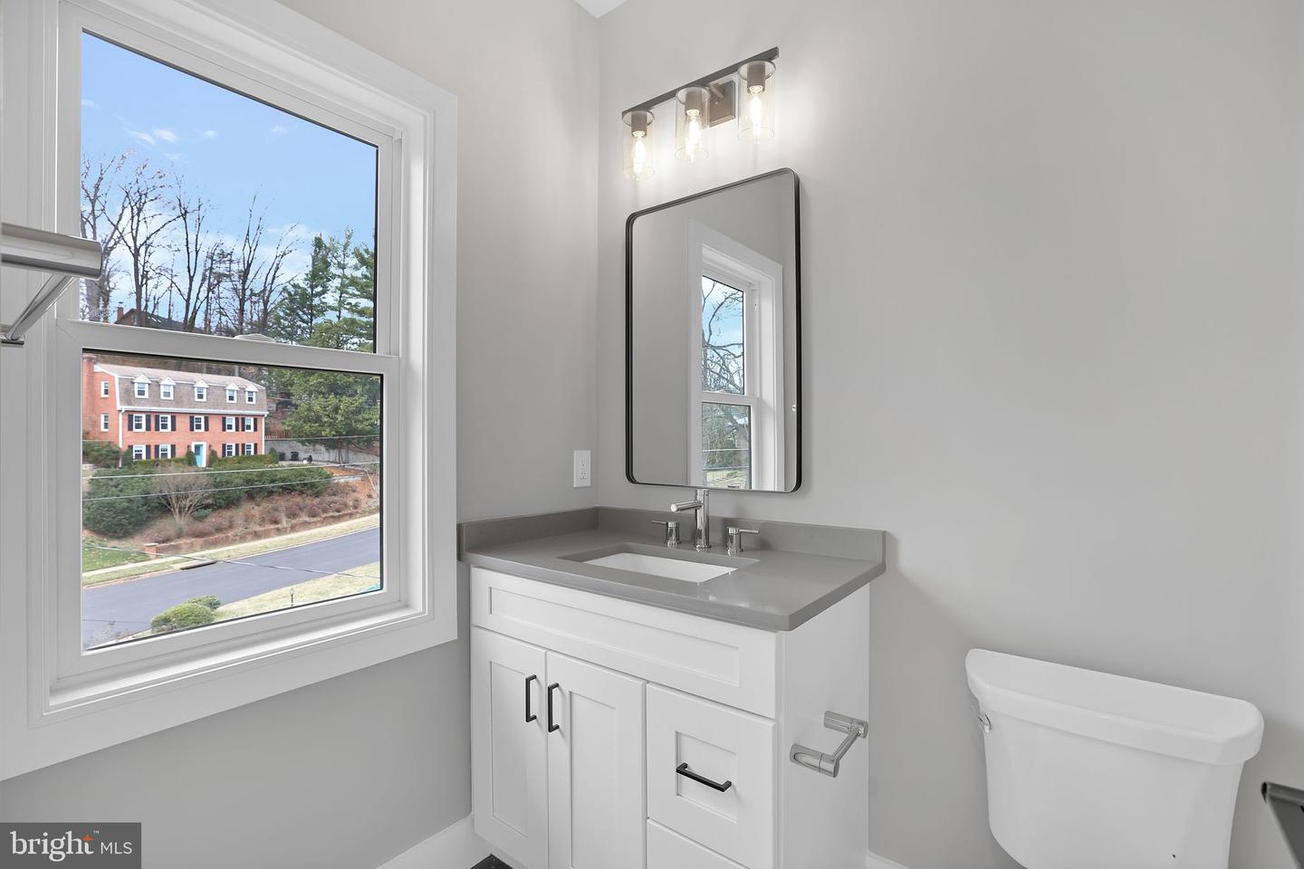 6226 KELLOGG DR, MCLEAN, Virginia 22101, 6 Bedrooms Bedrooms, ,5 BathroomsBathrooms,Residential,For sale,6226 KELLOGG DR,VAFX2254972 MLS # VAFX2254972