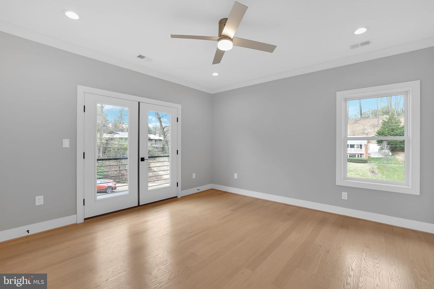 6226 KELLOGG DR, MCLEAN, Virginia 22101, 6 Bedrooms Bedrooms, ,5 BathroomsBathrooms,Residential,For sale,6226 KELLOGG DR,VAFX2254972 MLS # VAFX2254972