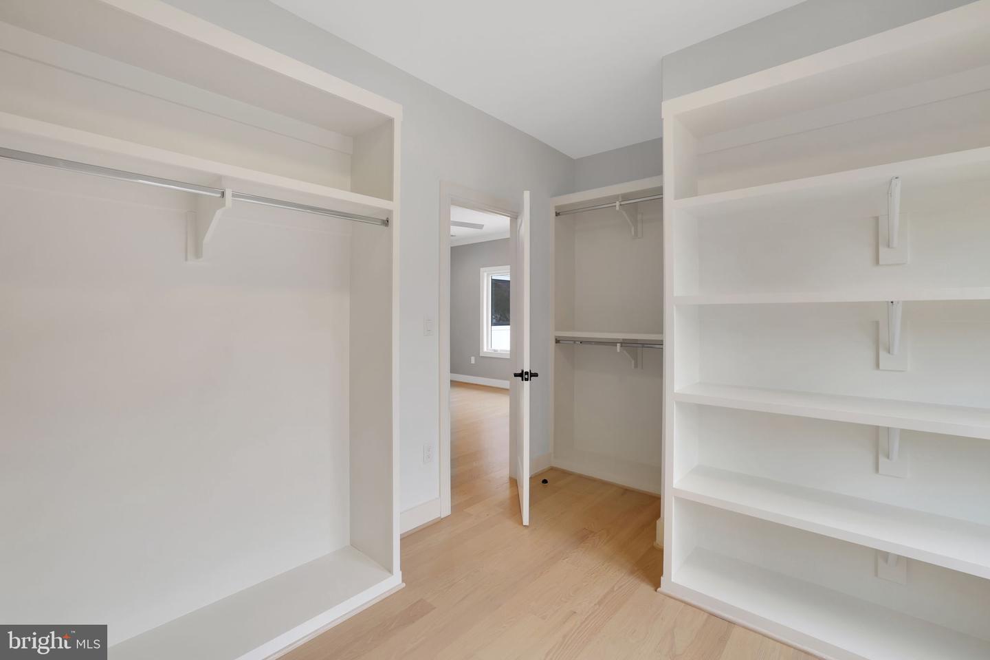 6226 KELLOGG DR, MCLEAN, Virginia 22101, 6 Bedrooms Bedrooms, ,5 BathroomsBathrooms,Residential,For sale,6226 KELLOGG DR,VAFX2254972 MLS # VAFX2254972