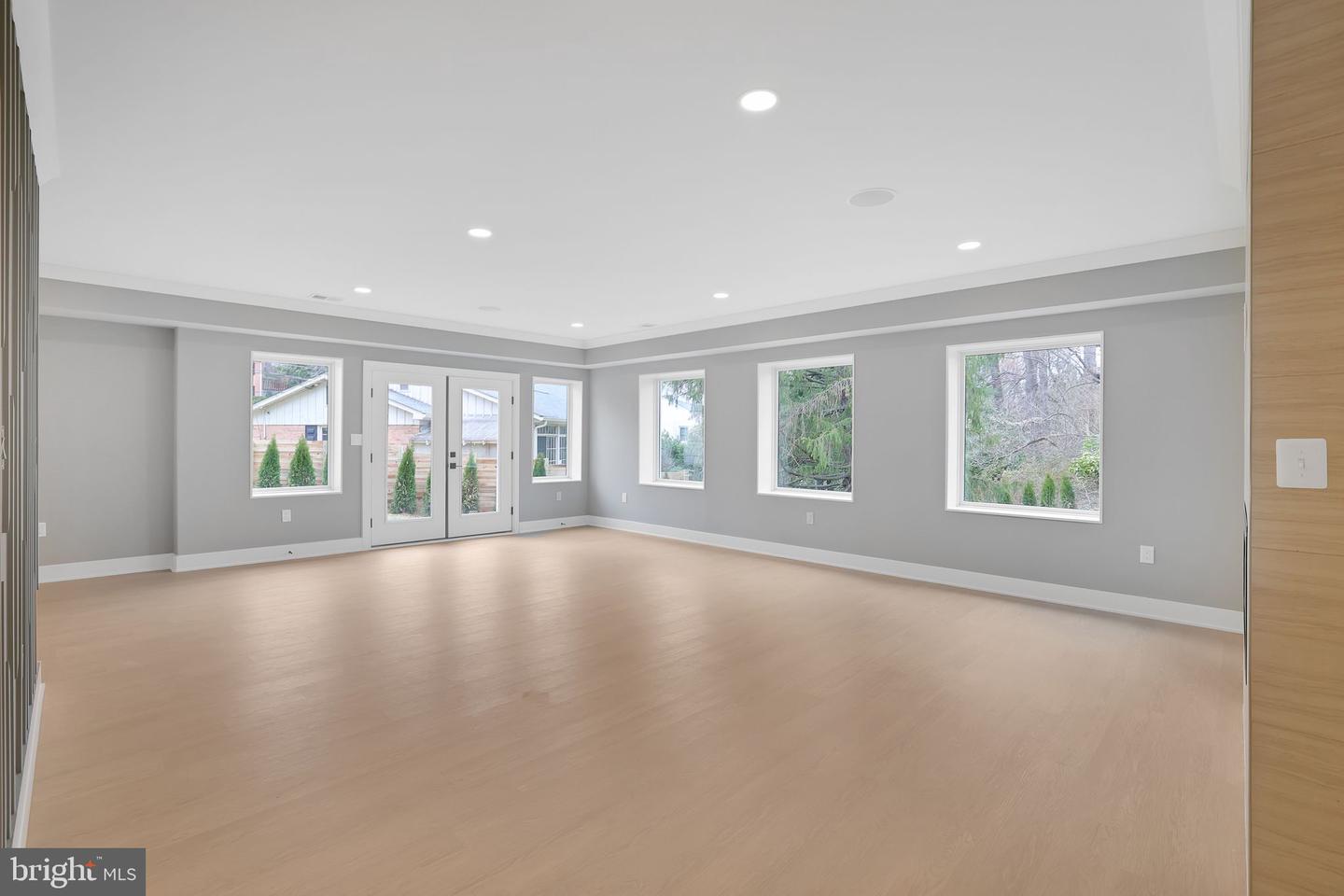 6226 KELLOGG DR, MCLEAN, Virginia 22101, 6 Bedrooms Bedrooms, ,5 BathroomsBathrooms,Residential,For sale,6226 KELLOGG DR,VAFX2254972 MLS # VAFX2254972