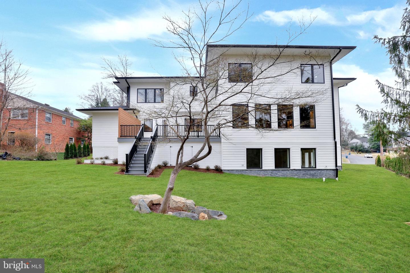 6226 KELLOGG DR, MCLEAN, Virginia 22101, 6 Bedrooms Bedrooms, ,5 BathroomsBathrooms,Residential,For sale,6226 KELLOGG DR,VAFX2254972 MLS # VAFX2254972