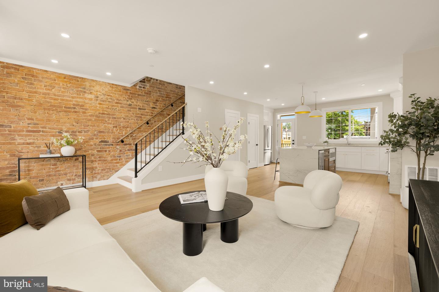 3207 WARDER ST NW, WASHINGTON, District Of Columbia 20010, 4 Bedrooms Bedrooms, ,3 BathroomsBathrooms,Residential,For sale,3207 WARDER ST NW,DCDC2209926 MLS # DCDC2209926