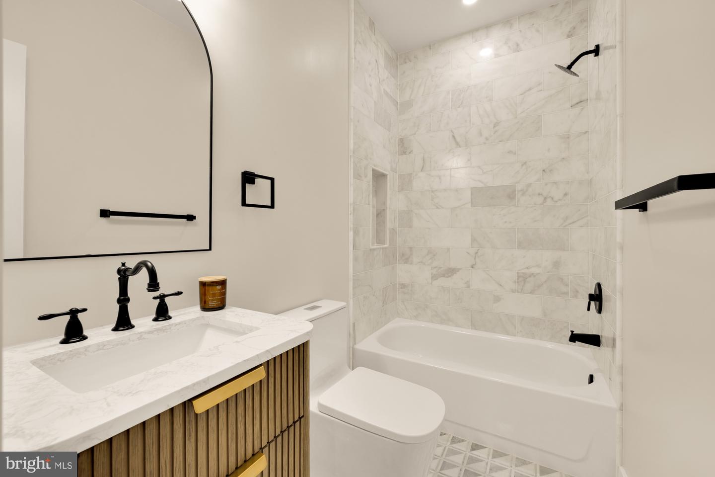 3207 WARDER ST NW, WASHINGTON, District Of Columbia 20010, 4 Bedrooms Bedrooms, ,3 BathroomsBathrooms,Residential,For sale,3207 WARDER ST NW,DCDC2209926 MLS # DCDC2209926