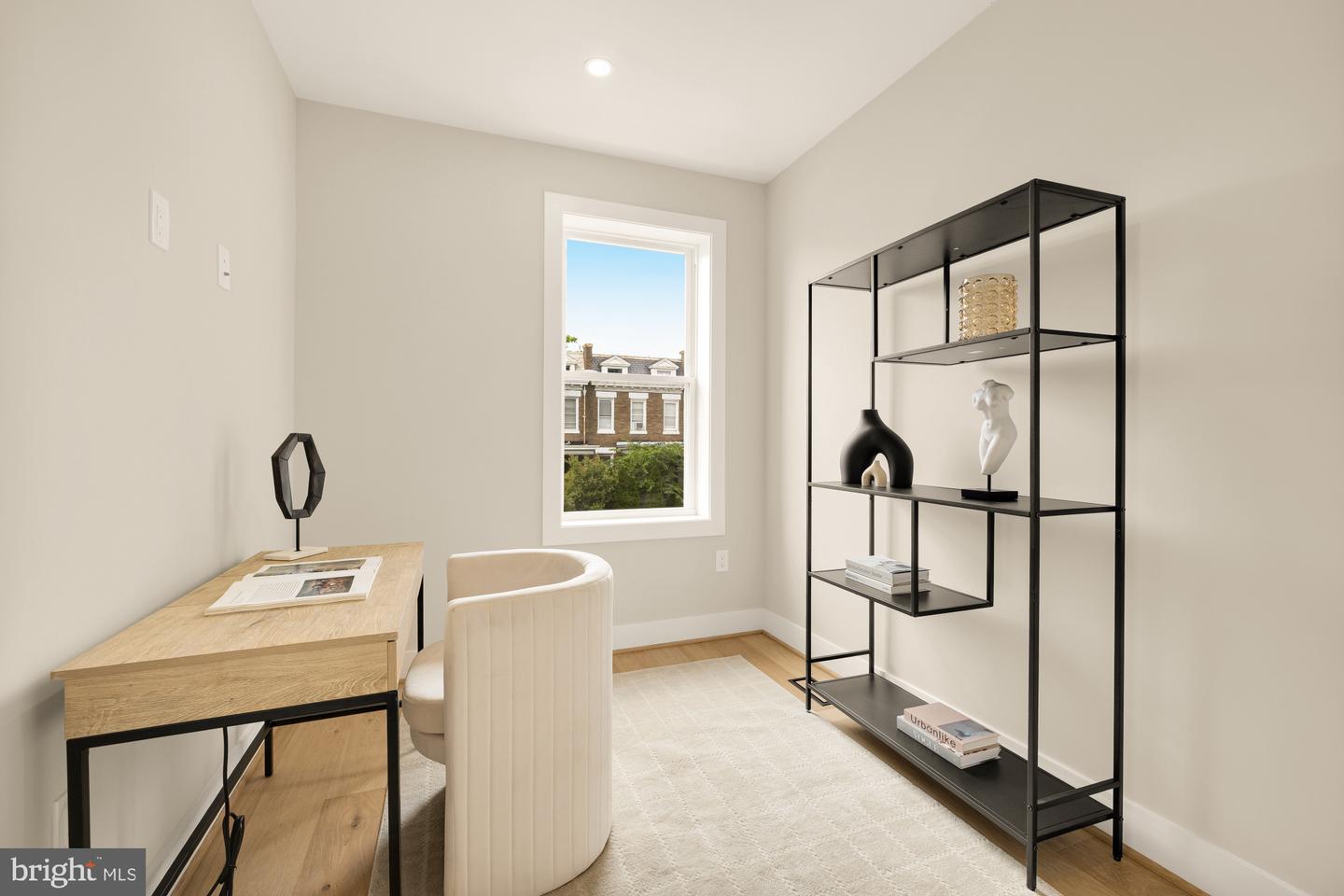 3207 WARDER ST NW, WASHINGTON, District Of Columbia 20010, 4 Bedrooms Bedrooms, ,3 BathroomsBathrooms,Residential,For sale,3207 WARDER ST NW,DCDC2209926 MLS # DCDC2209926