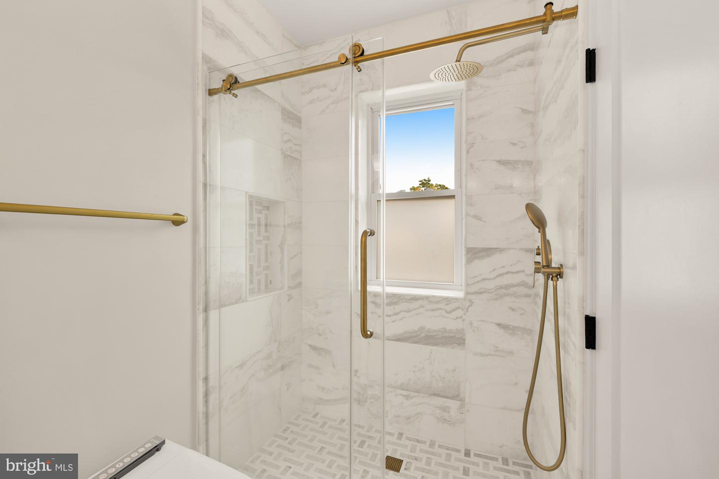 3207 WARDER ST NW, WASHINGTON, District Of Columbia 20010, 4 Bedrooms Bedrooms, ,3 BathroomsBathrooms,Residential,For sale,3207 WARDER ST NW,DCDC2209926 MLS # DCDC2209926