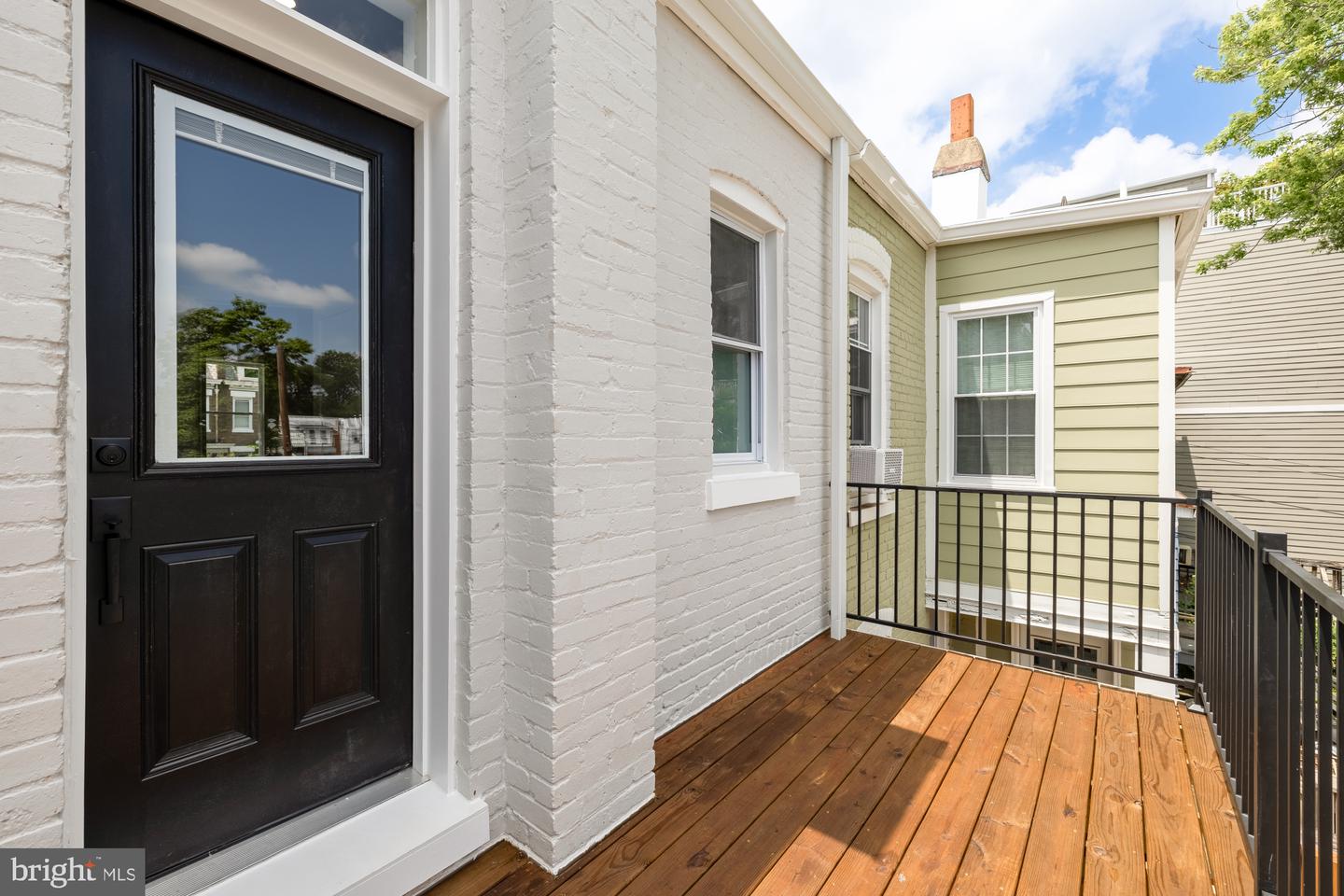 3207 WARDER ST NW, WASHINGTON, District Of Columbia 20010, 4 Bedrooms Bedrooms, ,3 BathroomsBathrooms,Residential,For sale,3207 WARDER ST NW,DCDC2209926 MLS # DCDC2209926