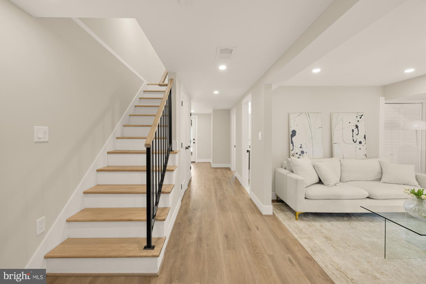 3207 WARDER ST NW, WASHINGTON, District Of Columbia 20010, 4 Bedrooms Bedrooms, ,3 BathroomsBathrooms,Residential,For sale,3207 WARDER ST NW,DCDC2209926 MLS # DCDC2209926