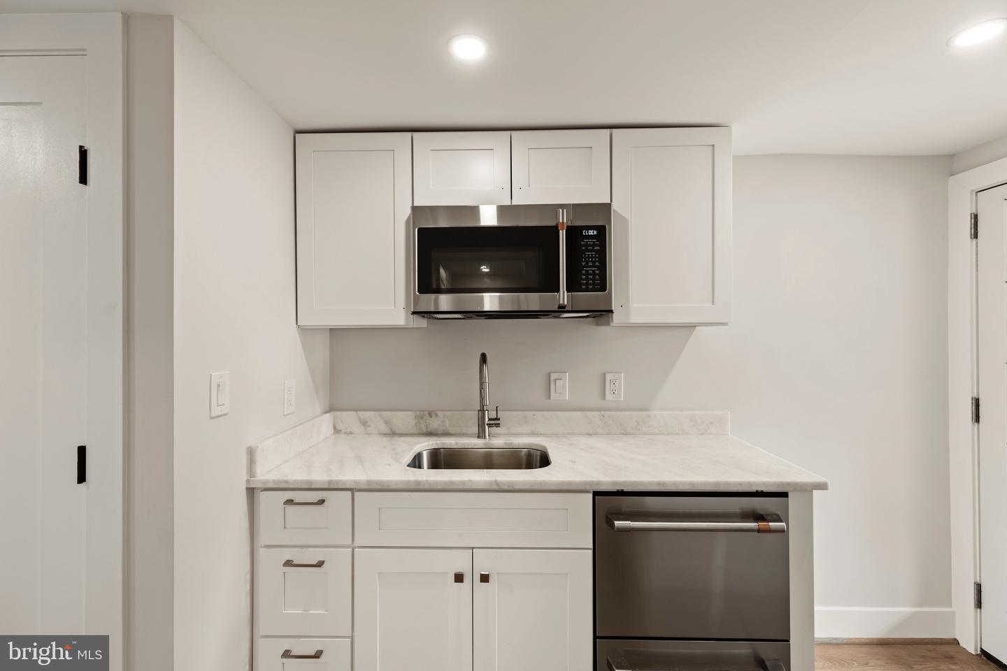 3207 WARDER ST NW, WASHINGTON, District Of Columbia 20010, 4 Bedrooms Bedrooms, ,3 BathroomsBathrooms,Residential,For sale,3207 WARDER ST NW,DCDC2209926 MLS # DCDC2209926