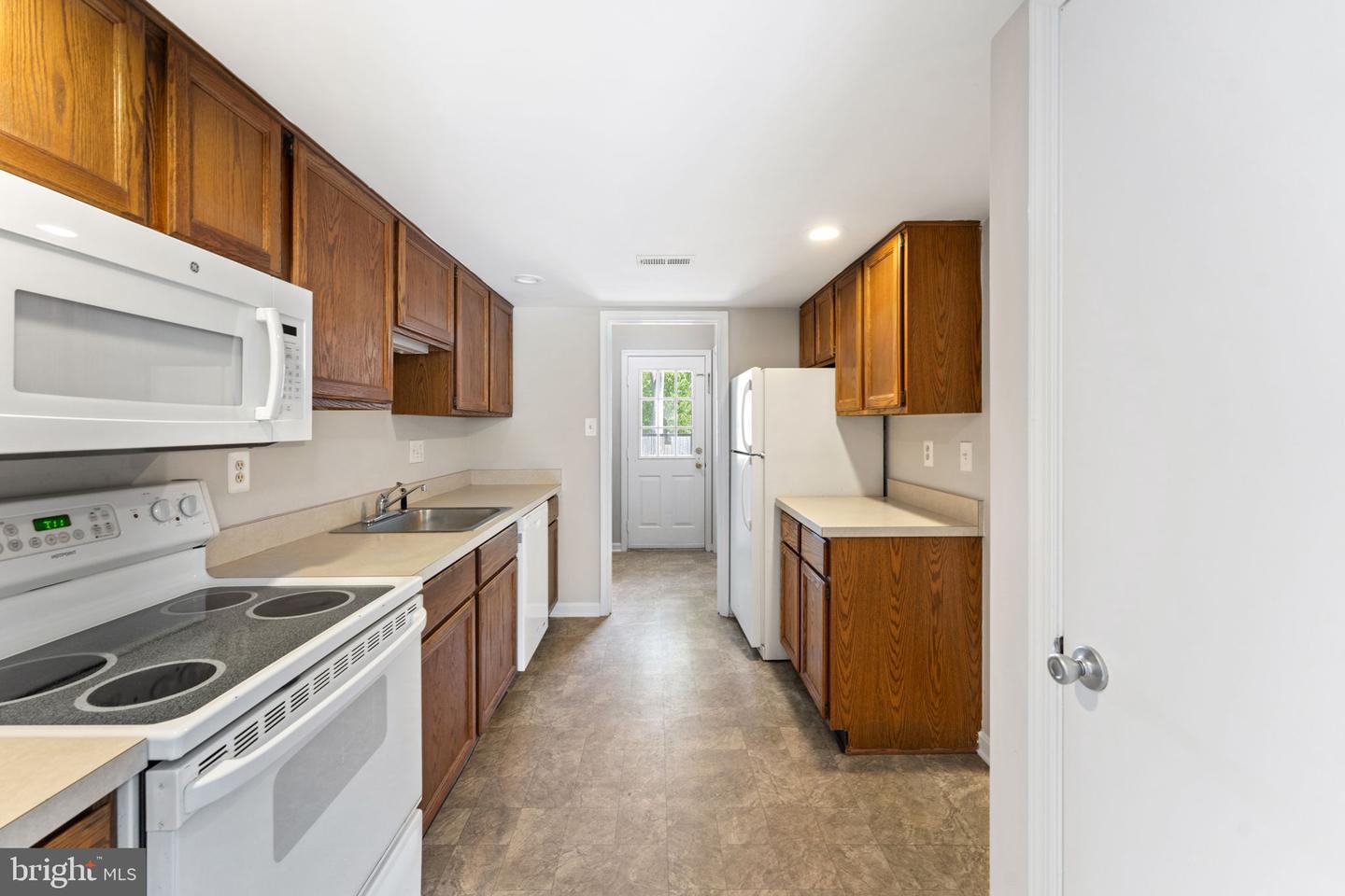 131 WANKOMA DR, REMINGTON, Virginia 22734, 3 Bedrooms Bedrooms, ,2 BathroomsBathrooms,Residential,For sale,131 WANKOMA DR,VAFQ2017414 MLS # VAFQ2017414