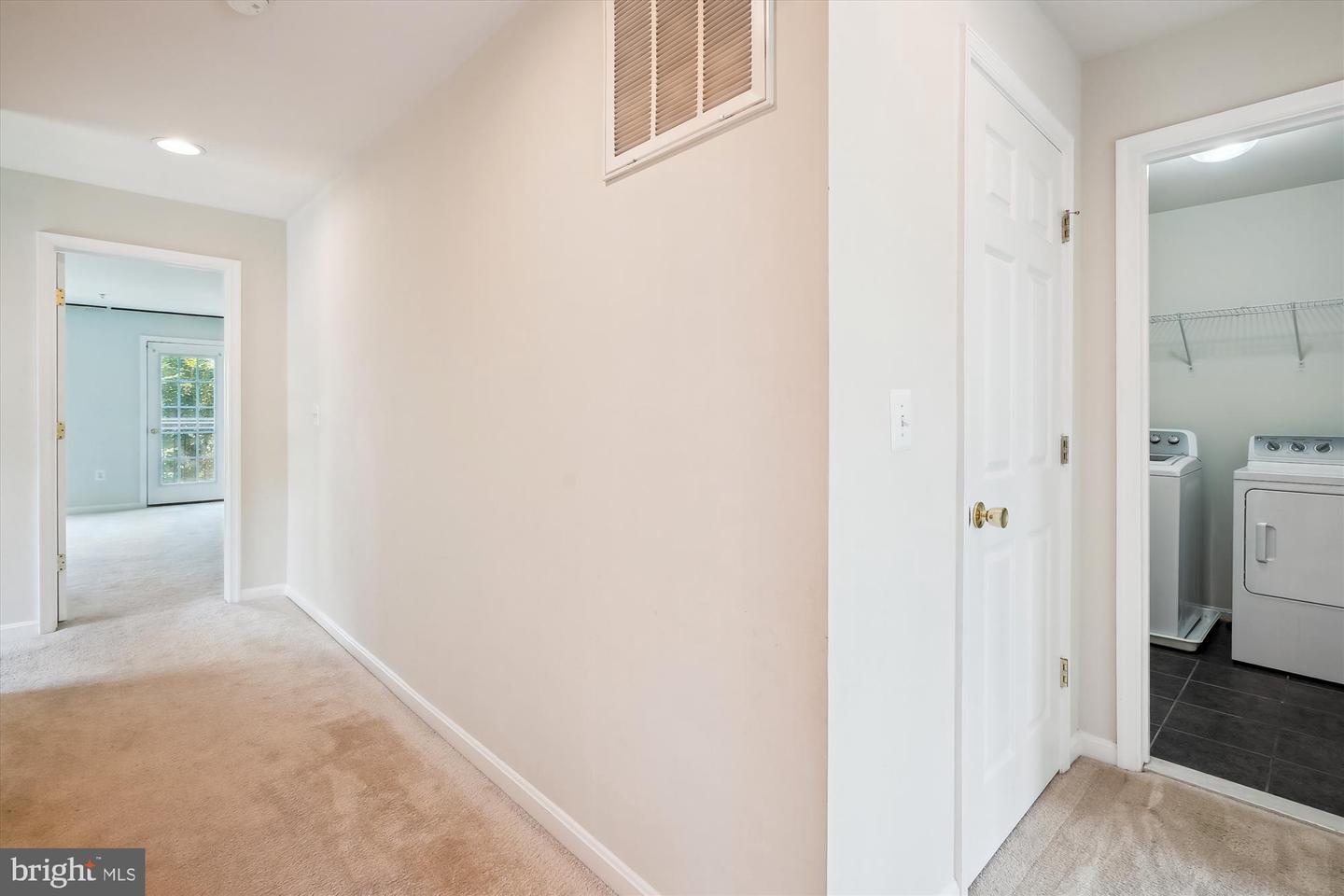 15551 JOHN DISKIN CIR, WOODBRIDGE, Virginia 22191, 3 Bedrooms Bedrooms, ,2 BathroomsBathrooms,Residential,For sale,15551 JOHN DISKIN CIR,VAPW2099030 MLS # VAPW2099030