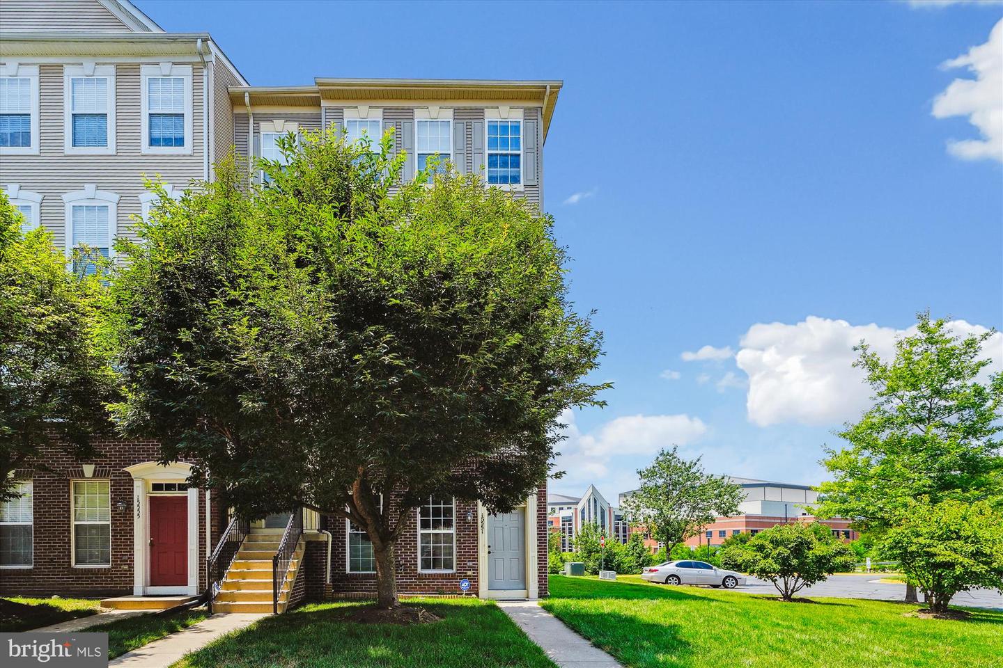 15551 JOHN DISKIN CIR, WOODBRIDGE, Virginia 22191, 3 Bedrooms Bedrooms, ,2 BathroomsBathrooms,Residential,For sale,15551 JOHN DISKIN CIR,VAPW2099030 MLS # VAPW2099030