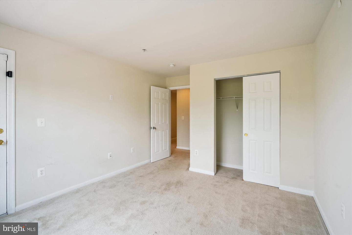 15551 JOHN DISKIN CIR, WOODBRIDGE, Virginia 22191, 3 Bedrooms Bedrooms, ,2 BathroomsBathrooms,Residential,For sale,15551 JOHN DISKIN CIR,VAPW2099030 MLS # VAPW2099030
