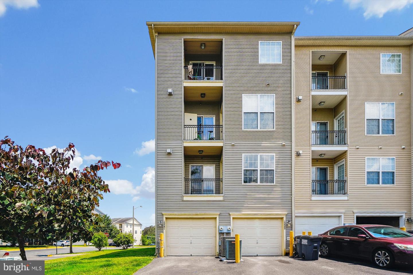 15551 JOHN DISKIN CIR, WOODBRIDGE, Virginia 22191, 3 Bedrooms Bedrooms, ,2 BathroomsBathrooms,Residential,For sale,15551 JOHN DISKIN CIR,VAPW2099030 MLS # VAPW2099030