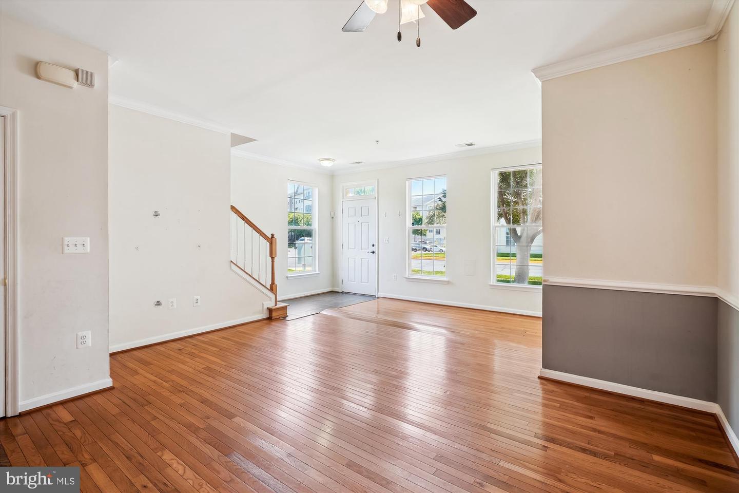 15551 JOHN DISKIN CIR, WOODBRIDGE, Virginia 22191, 3 Bedrooms Bedrooms, ,2 BathroomsBathrooms,Residential,For sale,15551 JOHN DISKIN CIR,VAPW2099030 MLS # VAPW2099030