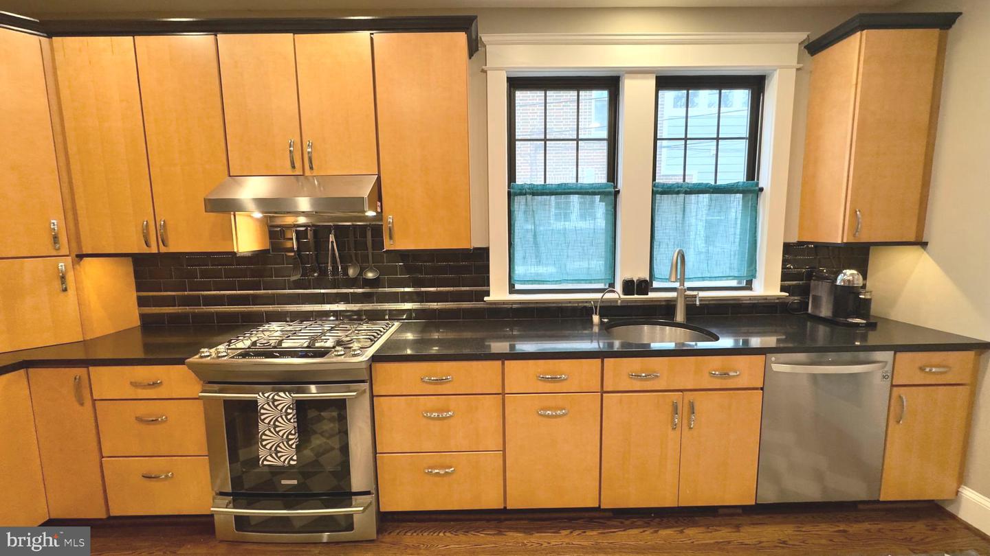 5240 COLORADO AVE NW, WASHINGTON, District Of Columbia 20011, 4 Bedrooms Bedrooms, ,2 BathroomsBathrooms,Residential,For sale,5240 COLORADO AVE NW,DCDC2209954 MLS # DCDC2209954