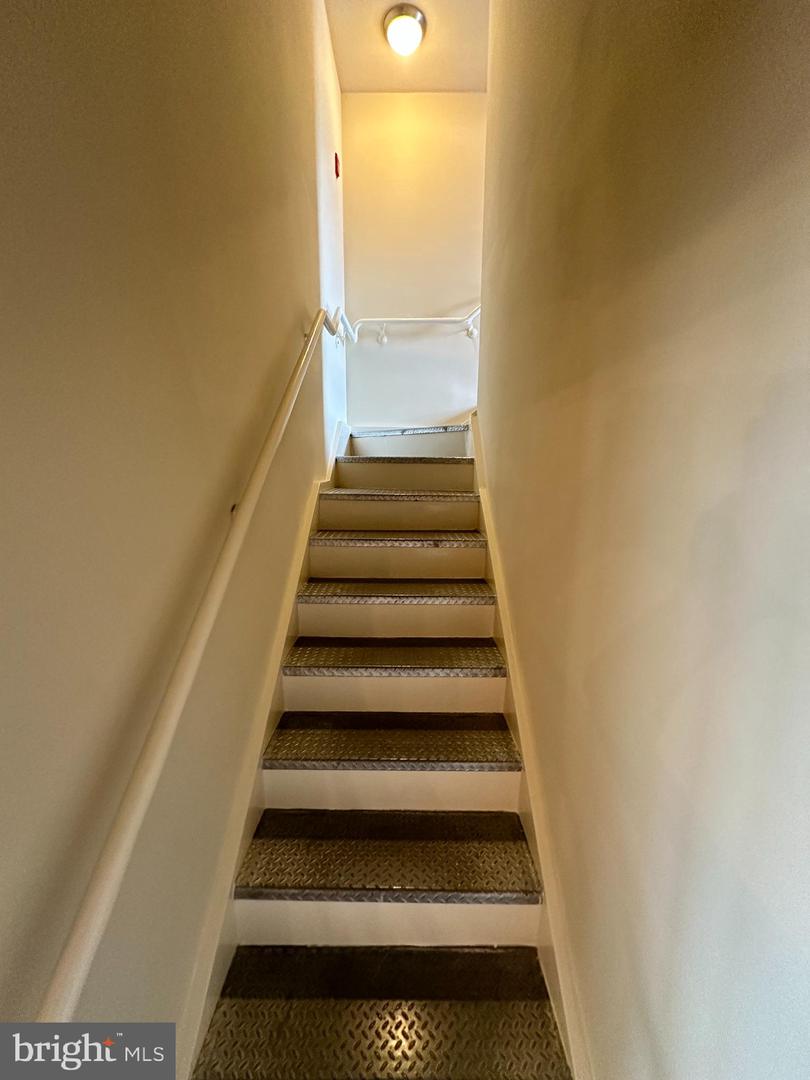 2120 VERMONT AVE NW #620, WASHINGTON, District Of Columbia 20001, 2 Bedrooms Bedrooms, ,1 BathroomBathrooms,Residential,For sale,2120 VERMONT AVE NW #620,DCDC2209960 MLS # DCDC2209960
